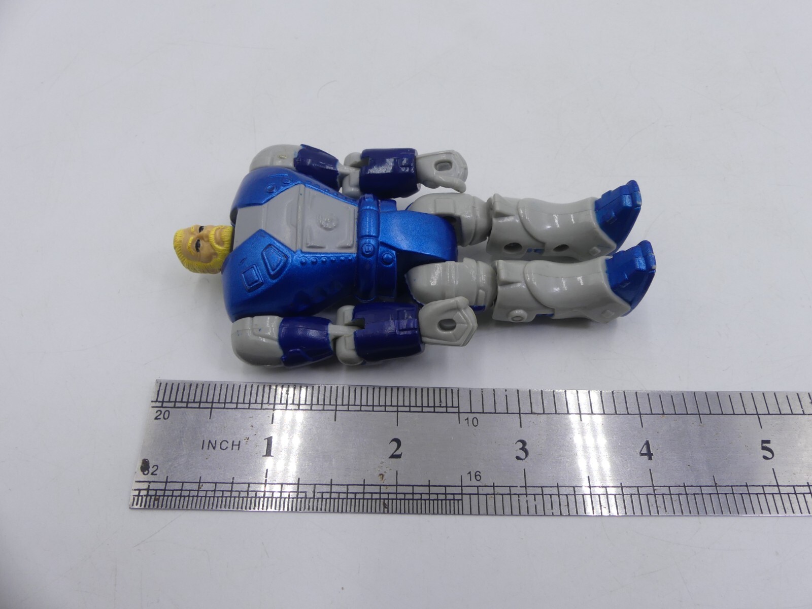 2bc5c9106229964edb0e26e70ec0127f