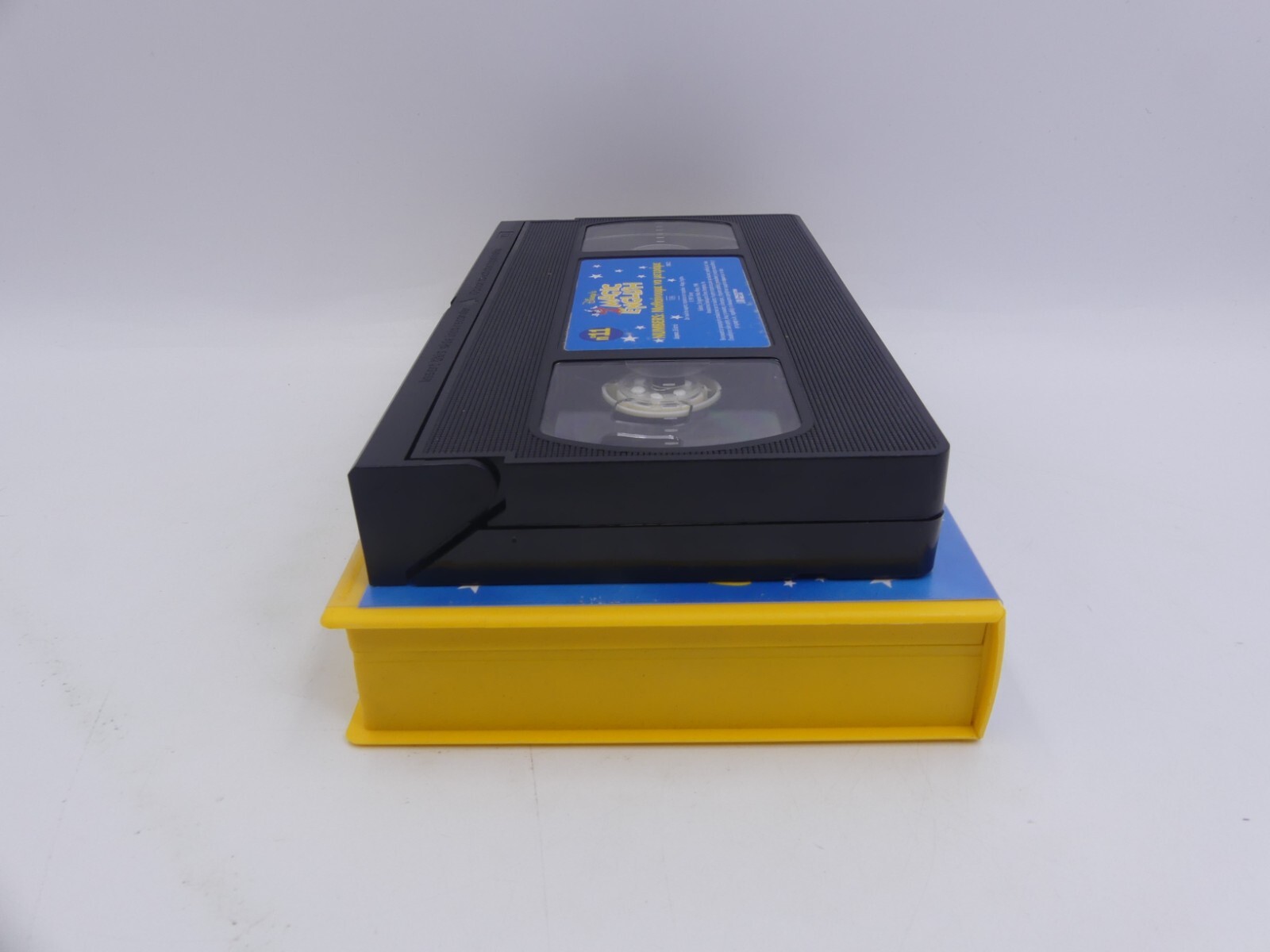 b412941f29e1182138b0380b8b357382