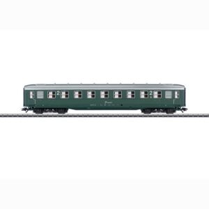 Marklin 43214 Skirted Passenger Car 2nd Class | HO 1:87