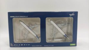 Olympic Airways 2-in-1 set, Airbus A340-300 & Boeing 747-200 | Herpa | 1:1000